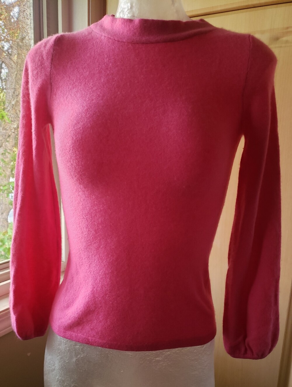 Per Se Hot Pink Cashmere Sweater